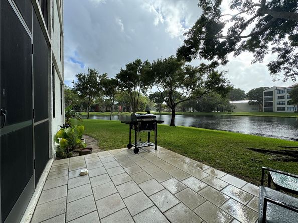 2221 Cypress Island Dr 101, Pompano Beach FL 33069