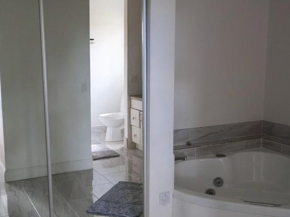 6945 150th Pl, Palm Beach Gardens FL 33418