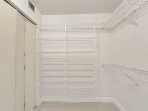 1000 Saint Charles Pl 305, Pembroke Pines FL 33026