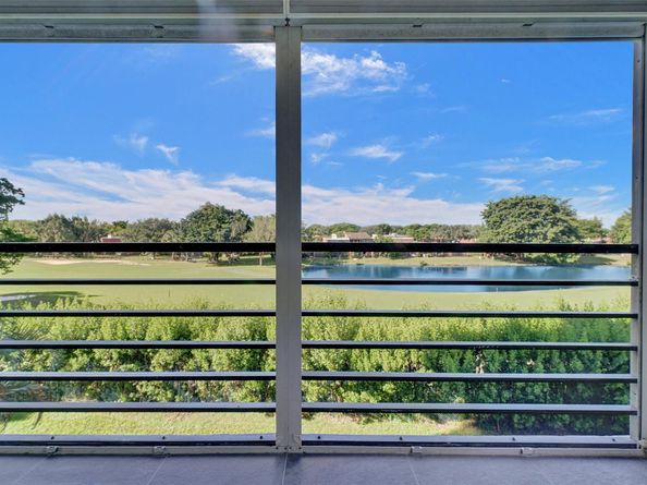 1000 Saint Charles Pl 305, Pembroke Pines FL 33026