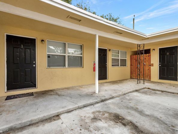 832 S J Street 1, Lake Worth Beach FL 33460