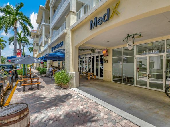 563 Dakota Drive, Jupiter FL 33458
