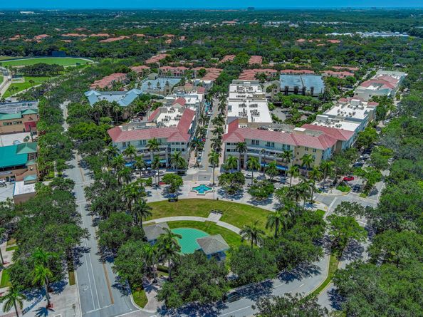 563 Dakota Drive, Jupiter FL 33458