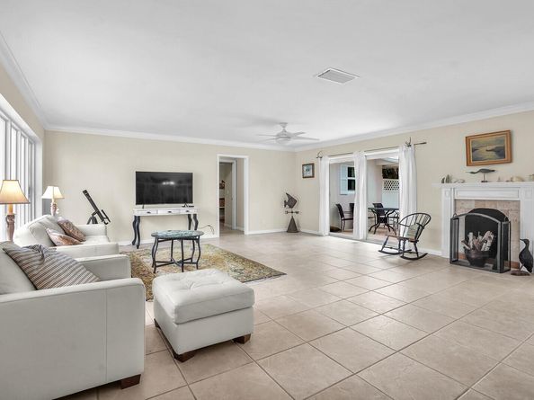 1211 Bimini Lane, Singer Island FL 33404