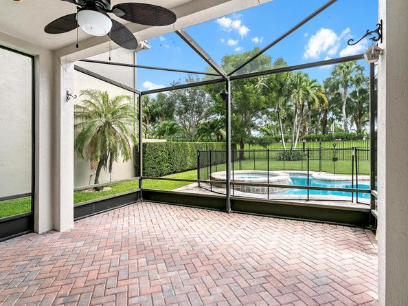 11101 Laurel Walk Road, Wellington FL 33449