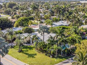 2751 NE 18th St, Pompano Beach FL 33062