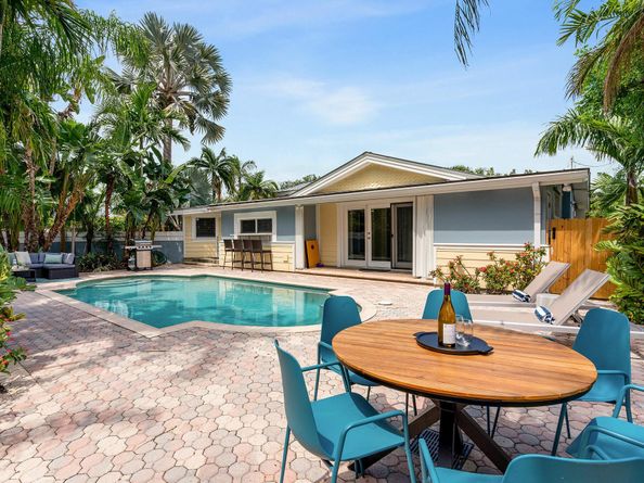 2751 NE 18th St, Pompano Beach FL 33062
