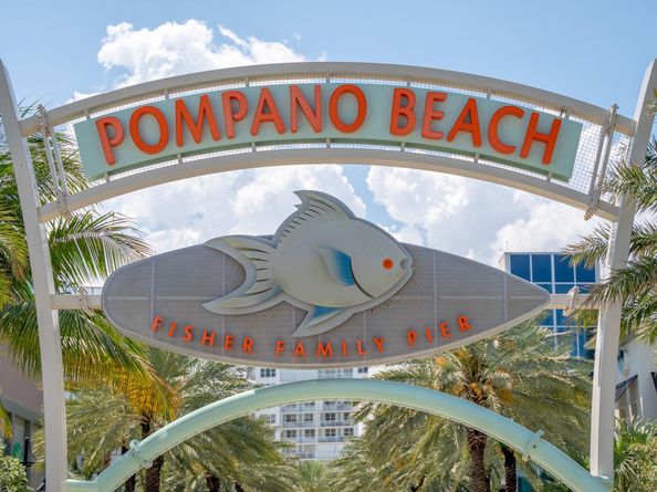 2751 NE 18th St, Pompano Beach FL 33062