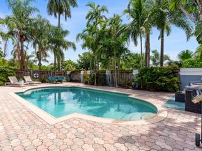 2751 NE 18th St, Pompano Beach FL 33062