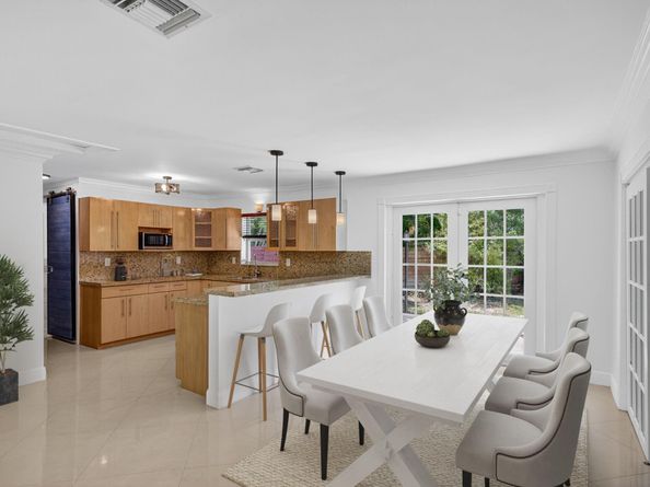 2924 NW 8th Ave, Wilton Manors FL 33311