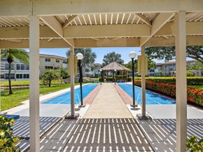 3405 NW 48 Avenue 514, Lauderdale Lakes FL 33319