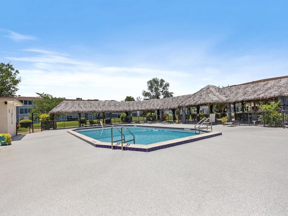 3405 NW 48 Avenue 514, Lauderdale Lakes FL 33319