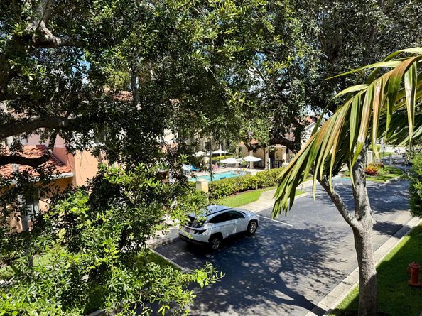 2515 Venetian Court, Boynton Beach FL 33426