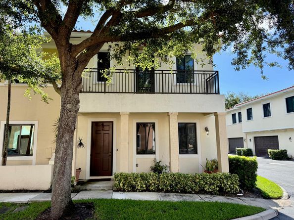 2515 Venetian Court, Boynton Beach FL 33426