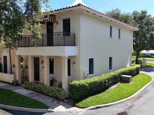2515 Venetian Court, Boynton Beach FL 33426