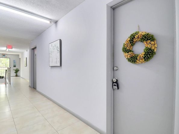 3550 NW 8th Avenue 212, Pompano Beach FL 33064