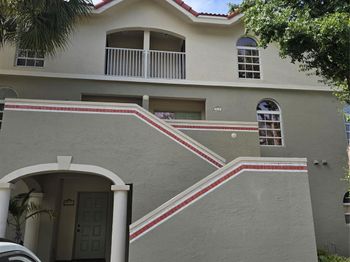 2381 NE 14th Street Cswy