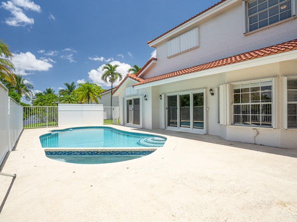 1403 NW 129th Way, Sunrise FL 33323
