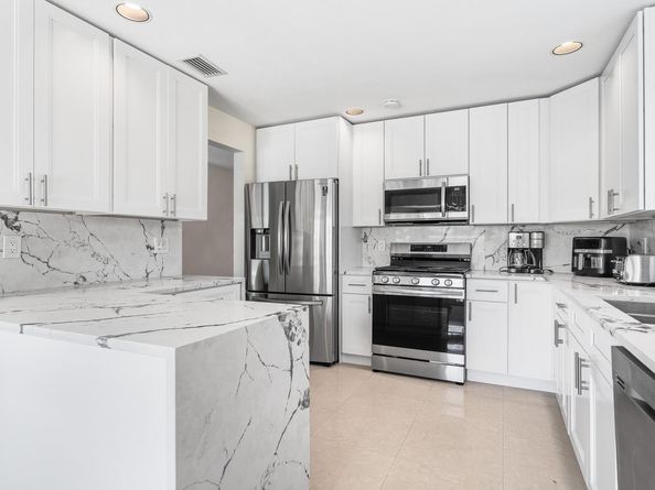 1403 NW 129th Way, Sunrise FL 33323