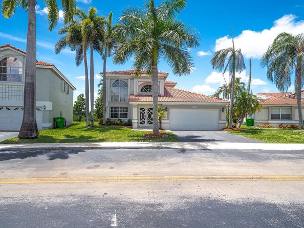 1403 NW 129th Way, Sunrise FL 33323