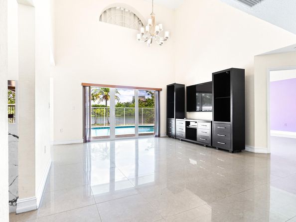 1403 NW 129th Way, Sunrise FL 33323