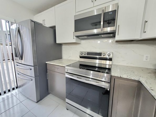 1625 16th Way, West Palm Beach FL 33407