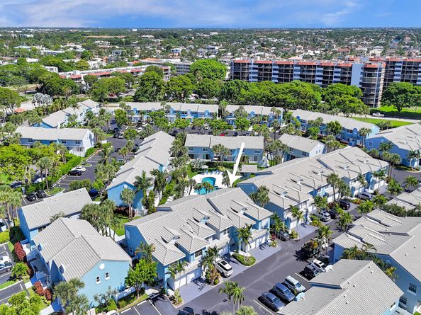 1028 Jeffery Street, Boca Raton FL 33487