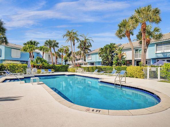 1028 Jeffery Street, Boca Raton FL 33487