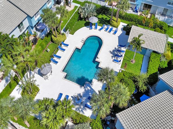 1028 Jeffery Street, Boca Raton FL 33487