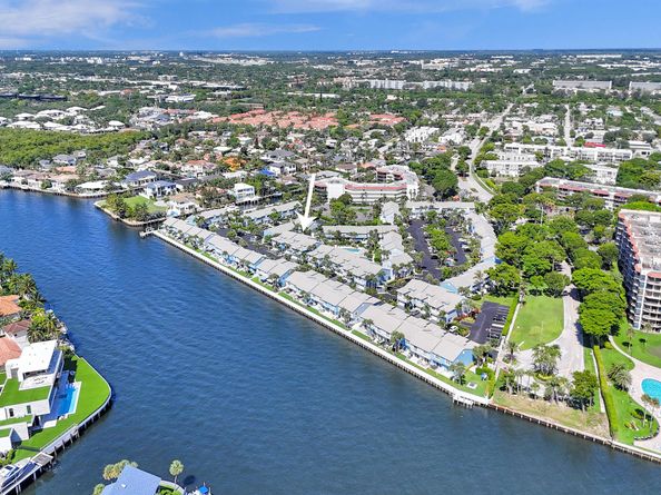 1028 Jeffery Street, Boca Raton FL 33487