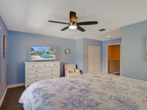1028 Jeffery Street, Boca Raton FL 33487