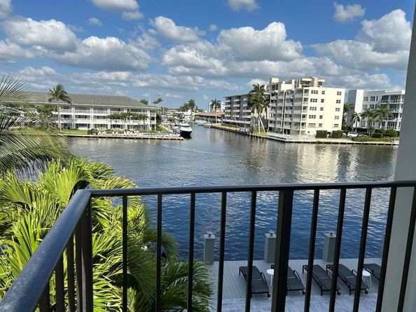 3233 NE 32nd Avenue 303, Fort Lauderdale FL 33308