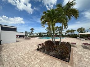 7673 Tahiti Ln 105, Lake Worth FL 33467