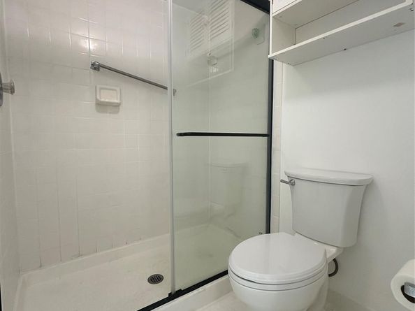 7673 Tahiti Ln 105, Lake Worth FL 33467