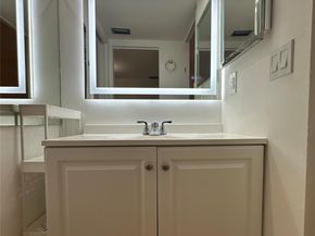 7673 Tahiti Ln 105, Lake Worth FL 33467
