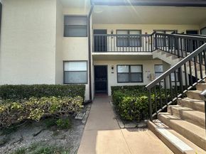 7673 Tahiti Ln 105, Lake Worth FL 33467