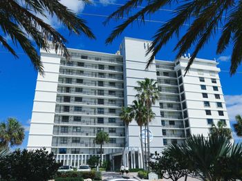 840 Ocean Dr