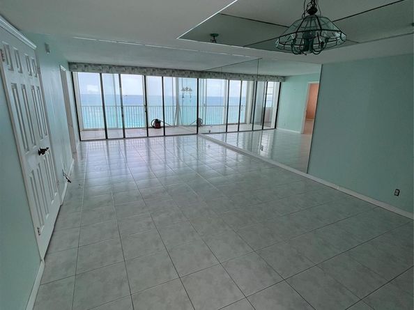 840 Ocean Dr 1005, Juno Beach FL 33408