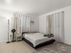 2721 NW 13th St, Pompano Beach FL 33069