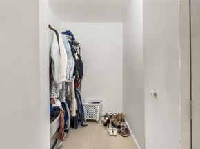 2721 NW 13th St, Pompano Beach FL 33069