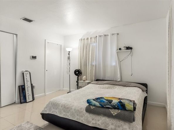 2721 NW 13th St, Pompano Beach FL 33069