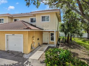 2721 NW 13th St, Pompano Beach FL 33069