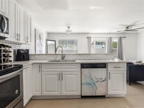 2721 NW 13th St, Pompano Beach FL 33069