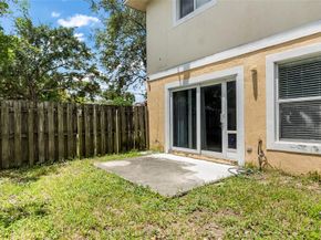 2721 NW 13th St, Pompano Beach FL 33069