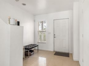2721 NW 13th St, Pompano Beach FL 33069