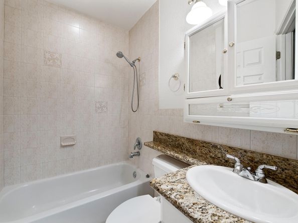 1260 N Riverside Dr 1260, Pompano Beach FL 33062