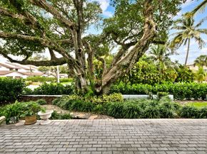 1260 N Riverside Dr 1260, Pompano Beach FL 33062