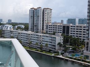 100 Bayview Dr 1005, Sunny Isles Beach FL 33160