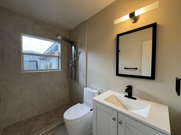 1218 NW 13th Ct, Fort Lauderdale FL 33311