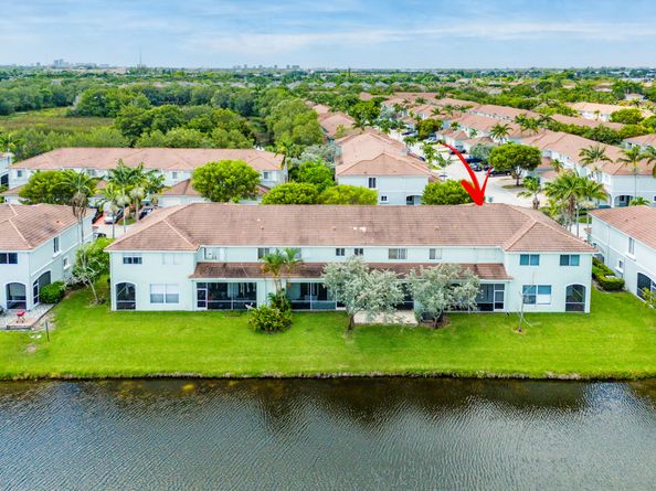 2196 Oakmont Drive, Riviera Beach FL 33404